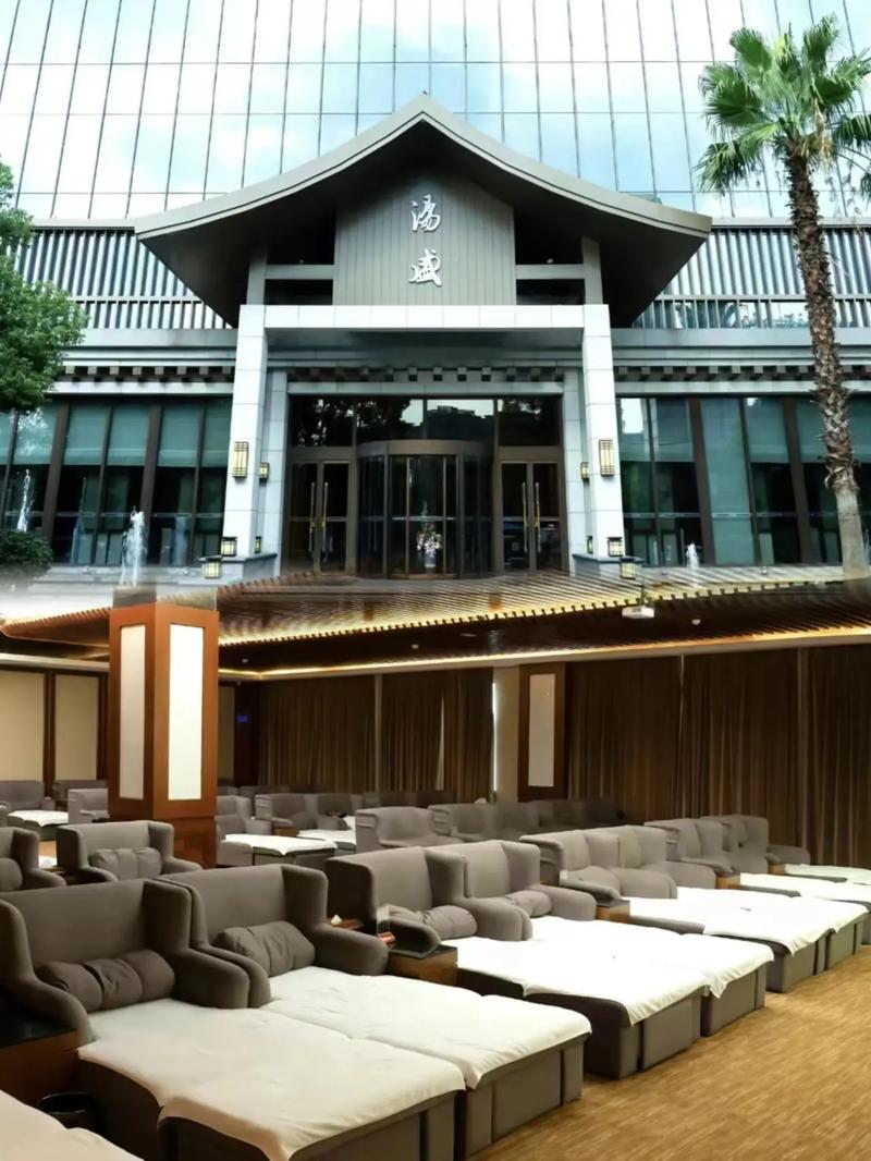 武汉哪里可以桑拿_武汉桑拿场子推荐_武汉桑拿店